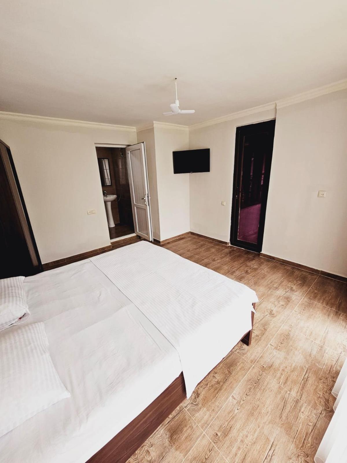 Guest House Gio Kobuleti Zewnętrze zdjęcie